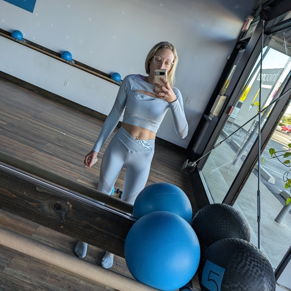 Meet your Posher, Hannah - Picture 1 of 1